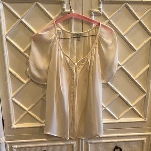 Joie cream silk short sleeve blouse with tie front. Beautiful condition.